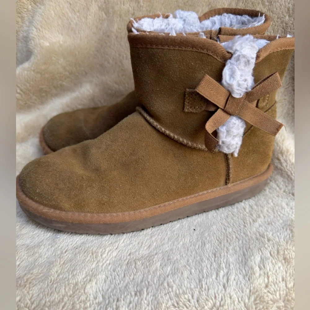 KOOLABURRA‎ BY UGG VICTORIA MINI GIRLS PULL ON Chestnut Winter Boots Sz 3 GUC